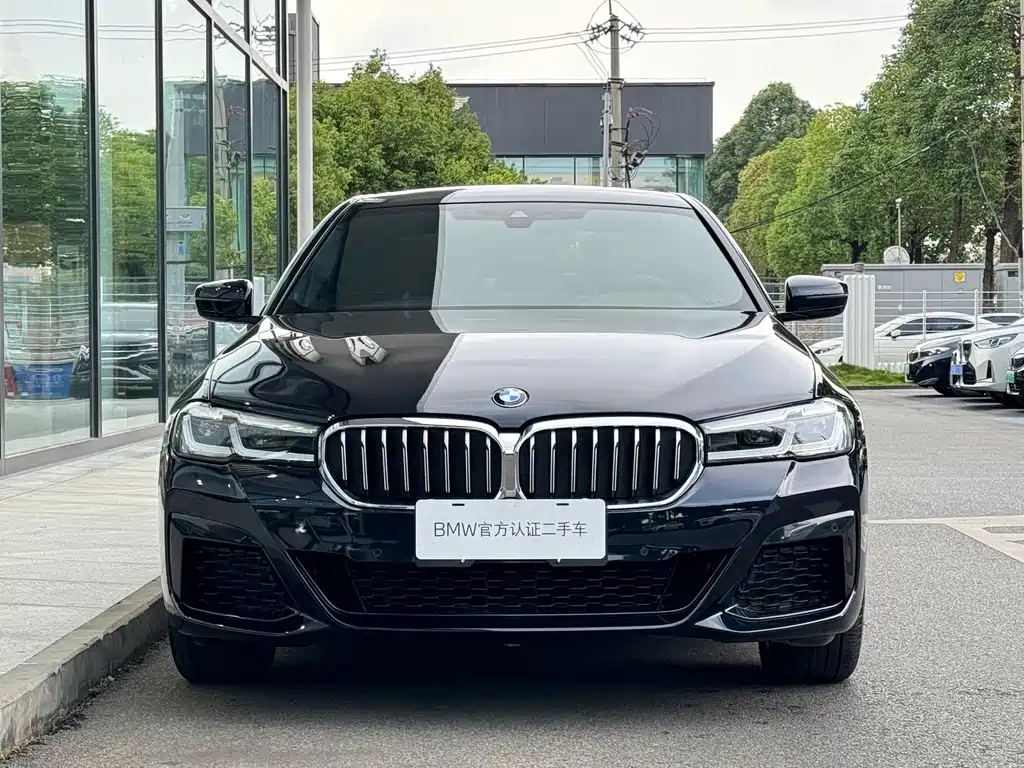 BMW 5 Series 2023