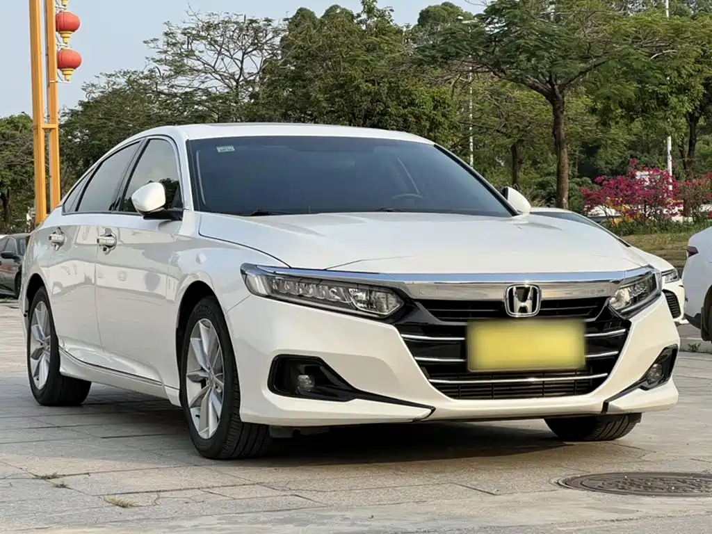 Honda Accord 2022 — фото 25