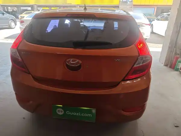 Hyundai Rui Yi 2015