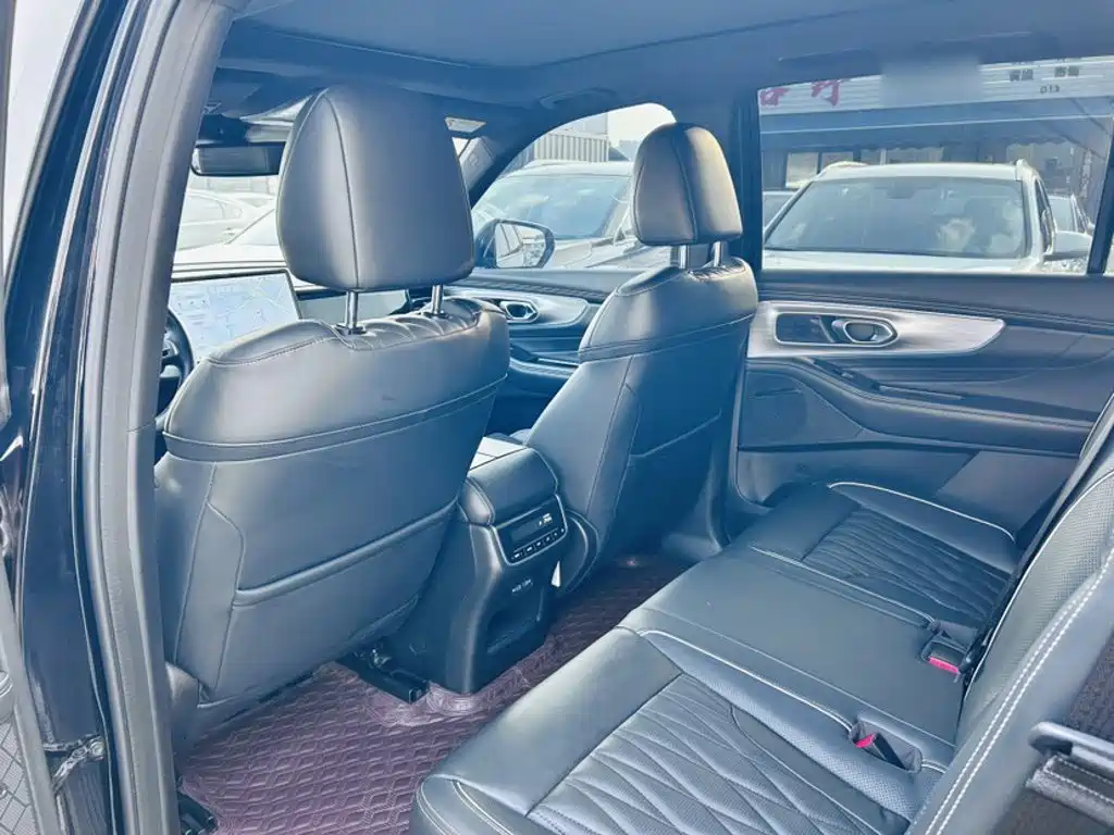 GAC Trumpchi GS8 2023 — фото 17