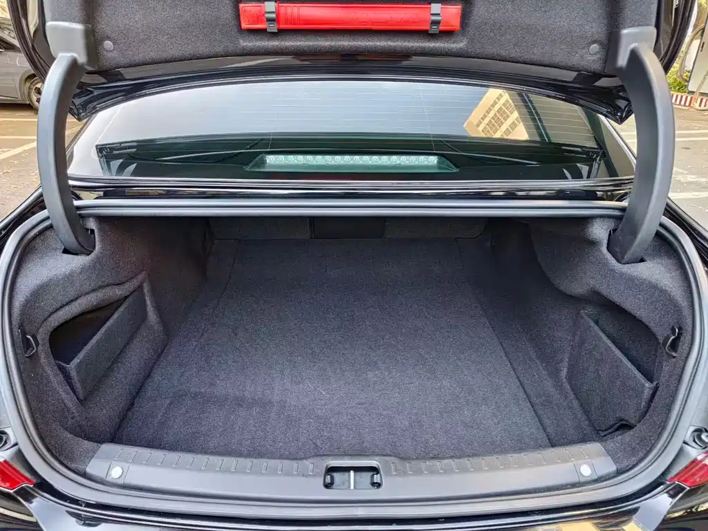 Volvo S90 2018 — фото 18