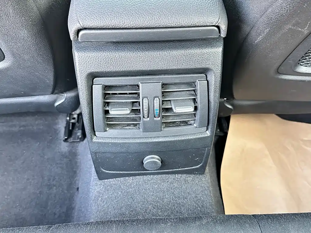 BMW 1 Series 2015 — фото 10