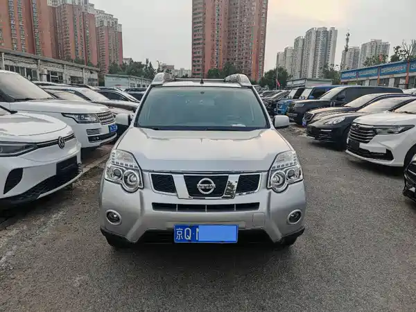 Nissan X-Trail 2012