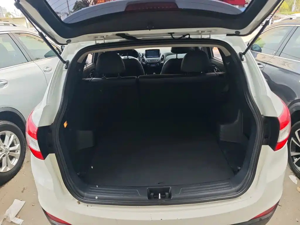 Hyundai ix35 2015 — фото 15