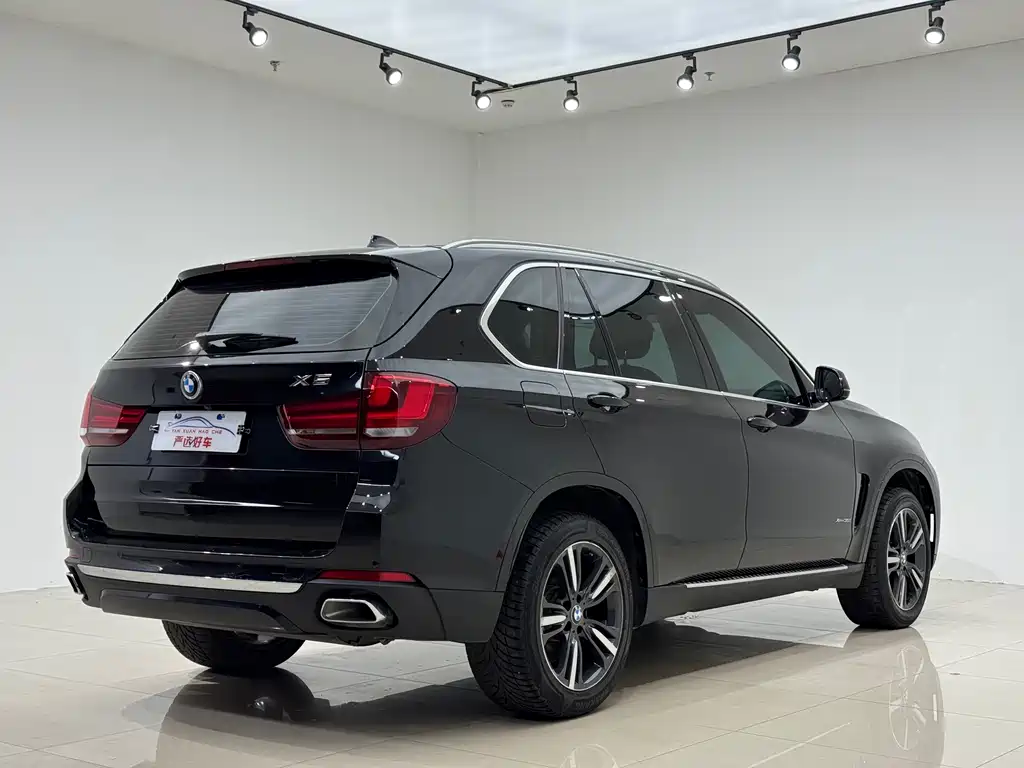 BMW X5 2018 — фото 6