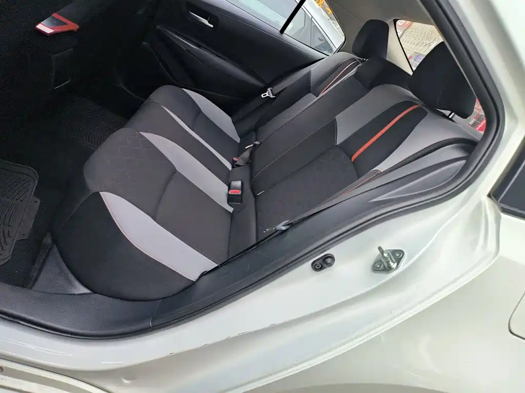 Toyota Corolla 2023 — фото 13