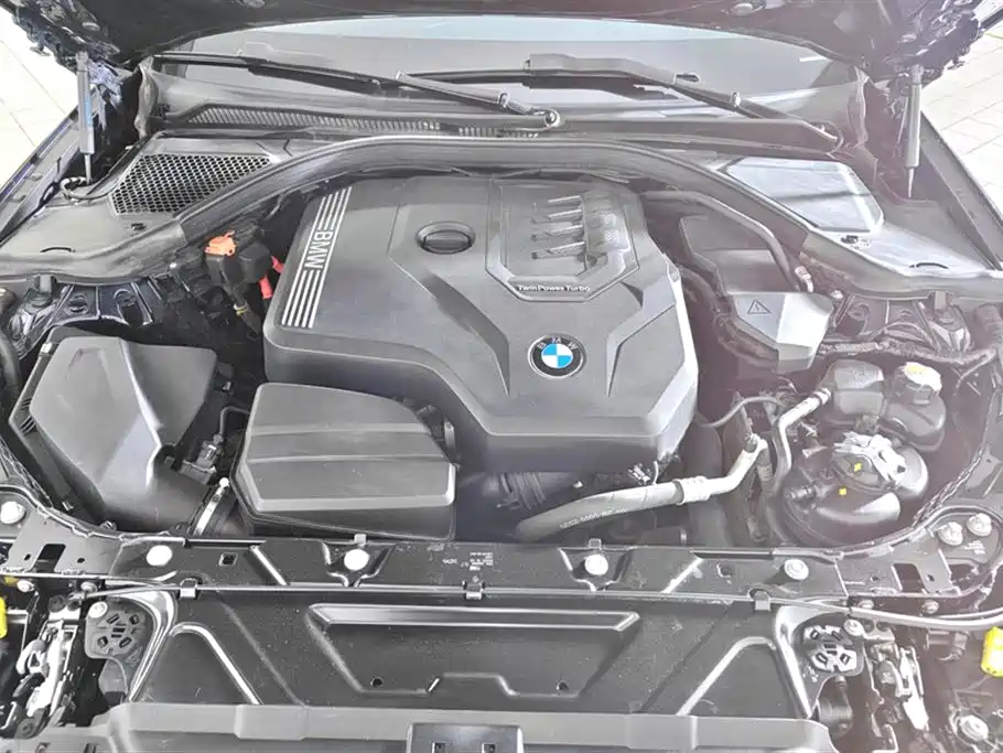 BMW 3 Series 2021 — фото 10