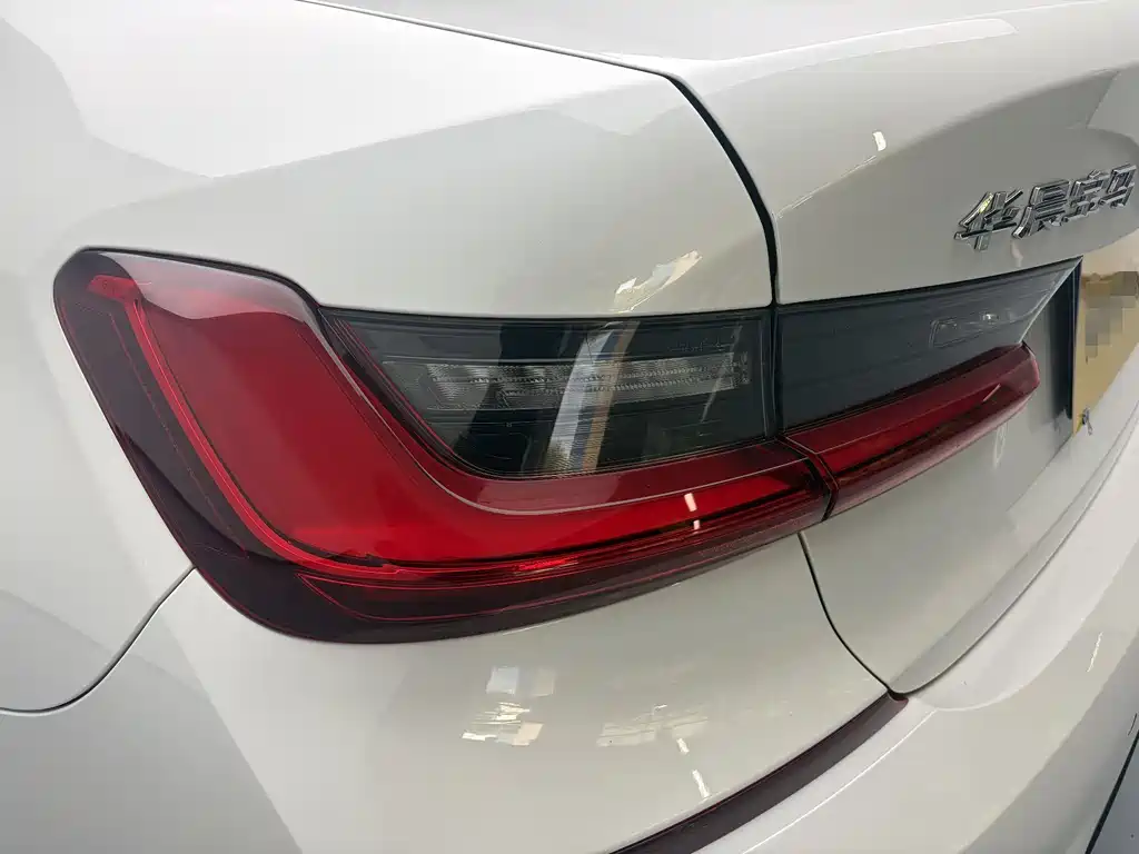 BMW 3 Series 2020 — фото 11