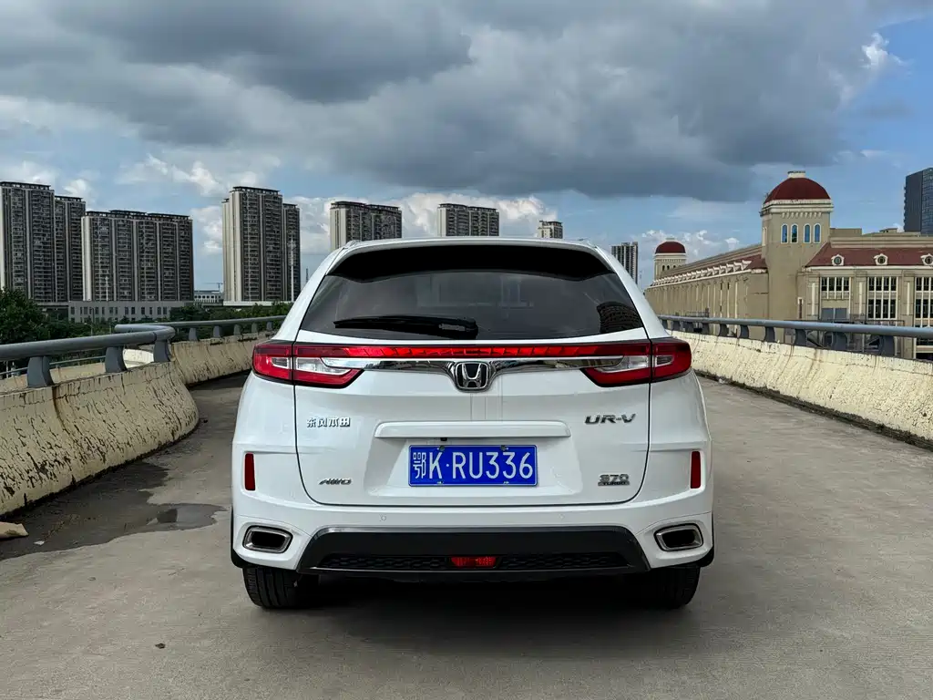 Honda UR-V 2018 — фото 12