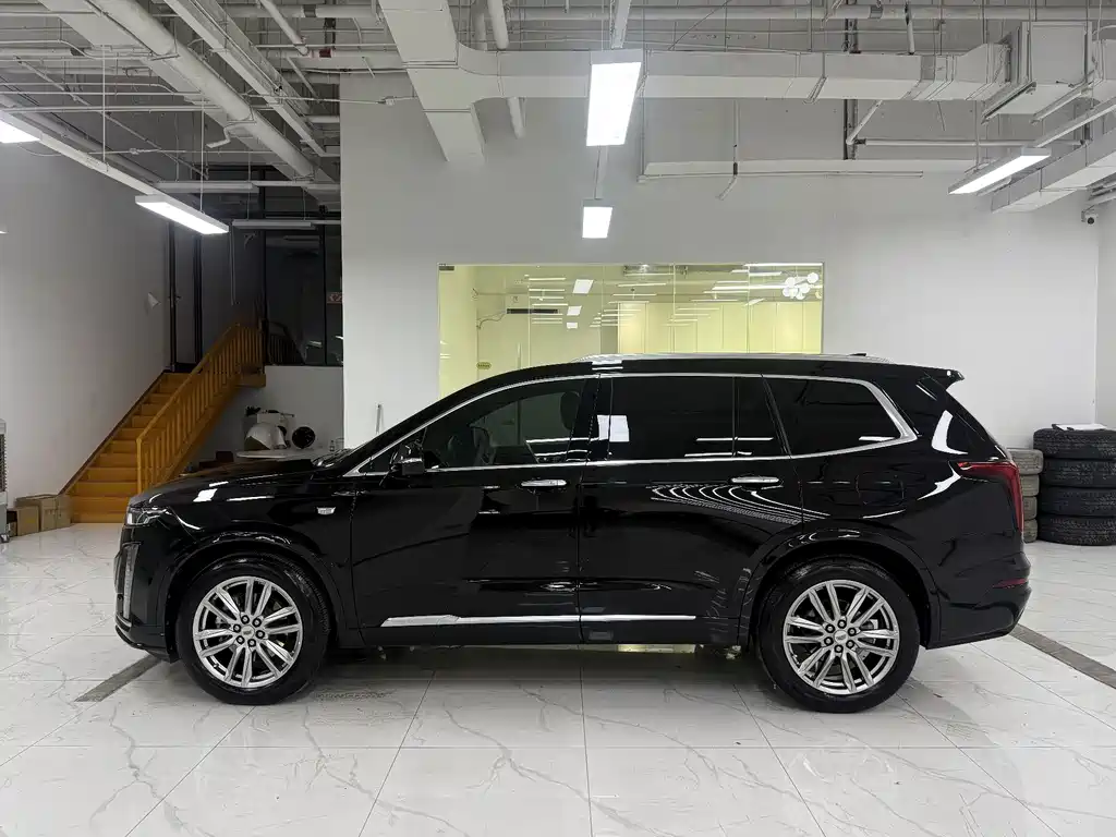 Cadillac XT6 2021 — фото 3