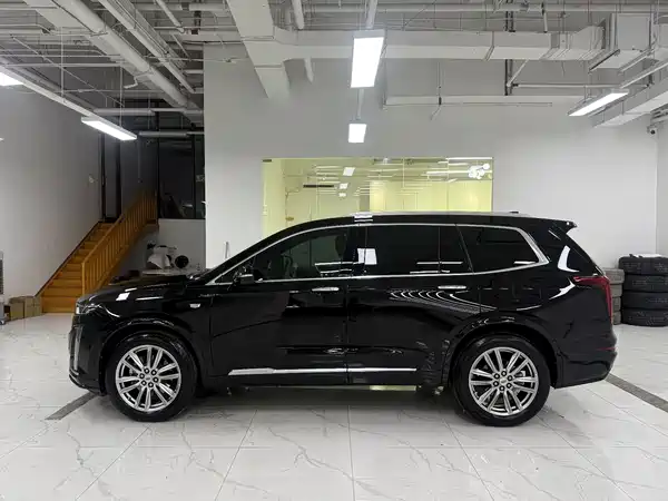 Cadillac XT6 2021