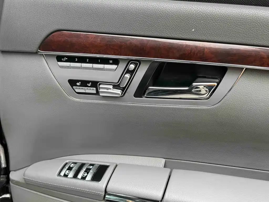 Mercedes-Benz S-Class 2007 — фото 14