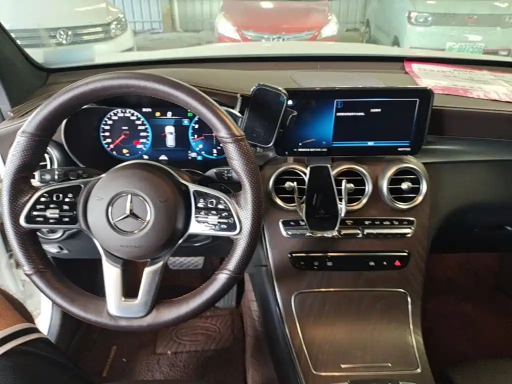 Mercedes-Benz GLC 2023 — фото 10