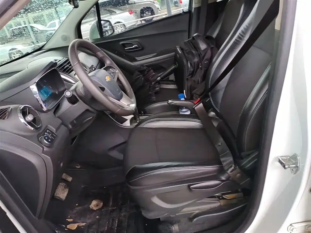Chevrolet Trax 2015 — фото 15