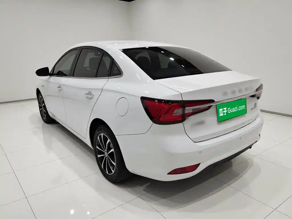 Roewe i5 2021