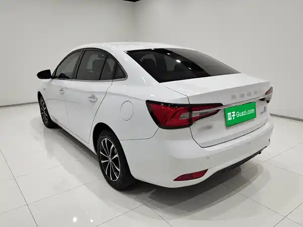 Roewe i5 2021