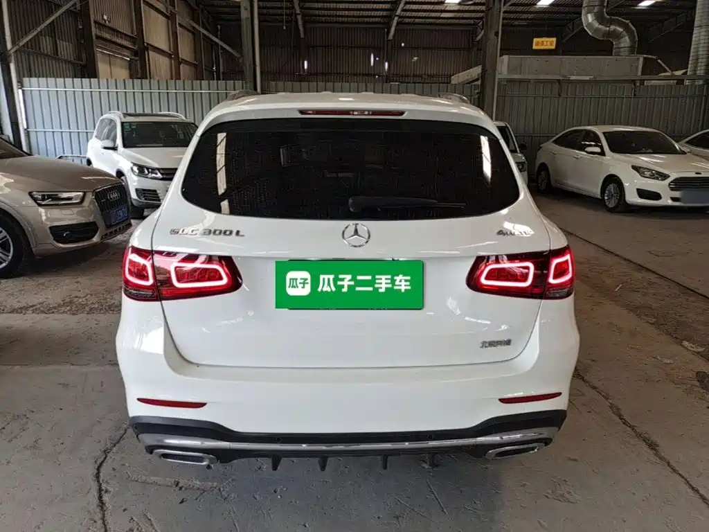 Mercedes-Benz GLC 2023