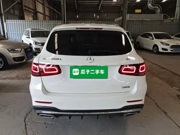 Mercedes-Benz GLC 2023