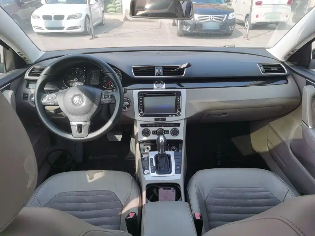 Volkswagen Magotan 2015
