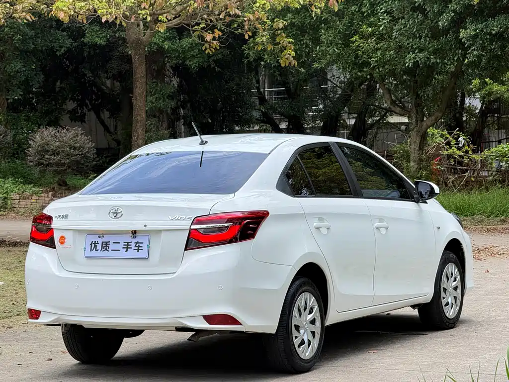 Toyota Vios 2022 — фото 9
