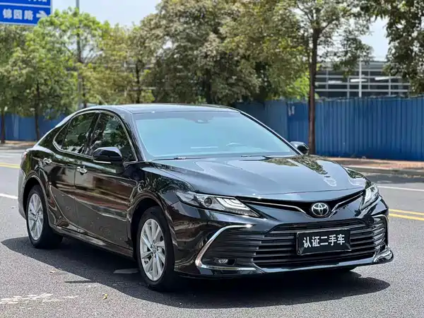 Toyota Camry 2021