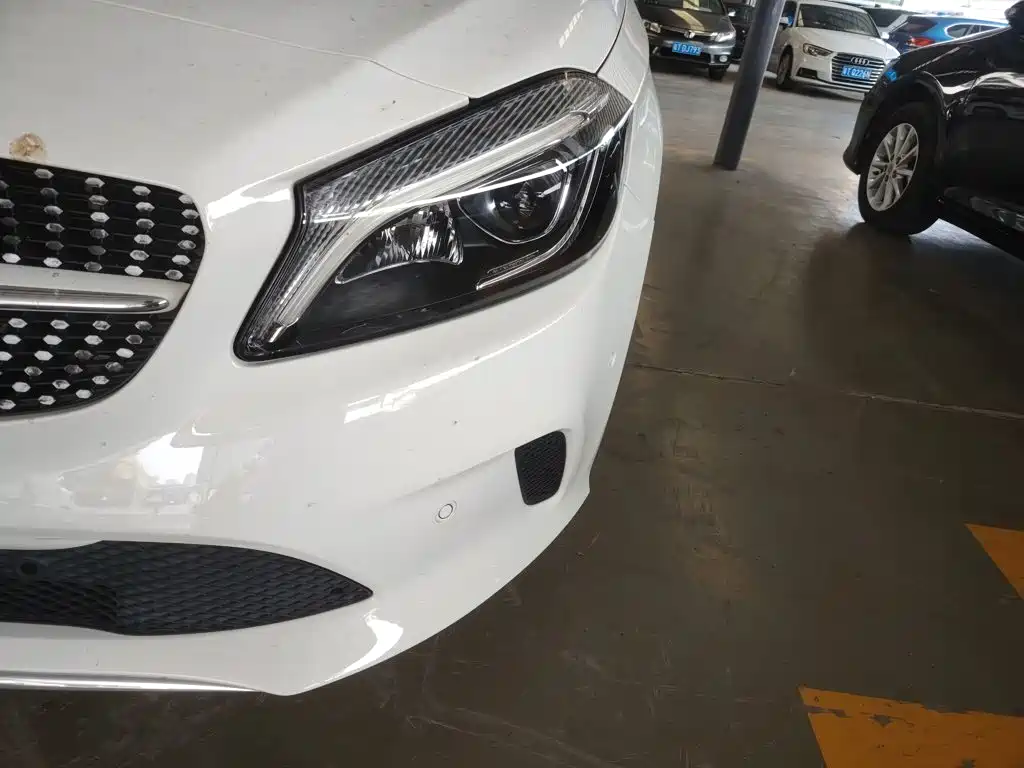 Mercedes-Benz A-Class 2017 — фото 17