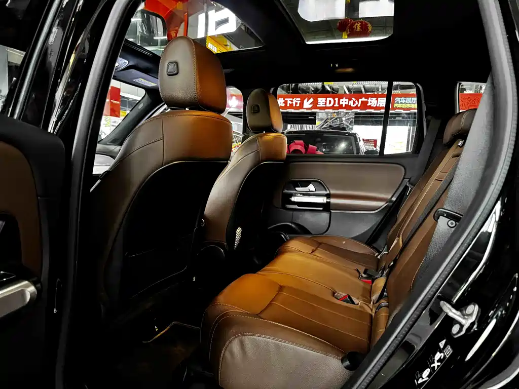 Mercedes-Benz GLB 2023 — фото 12
