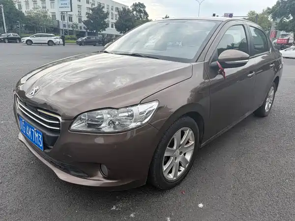 Peugeot 301 2013