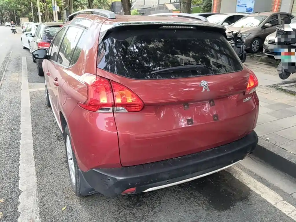 Peugeot 2008 2015