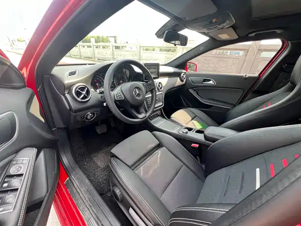 Mercedes-Benz A-Class 2016