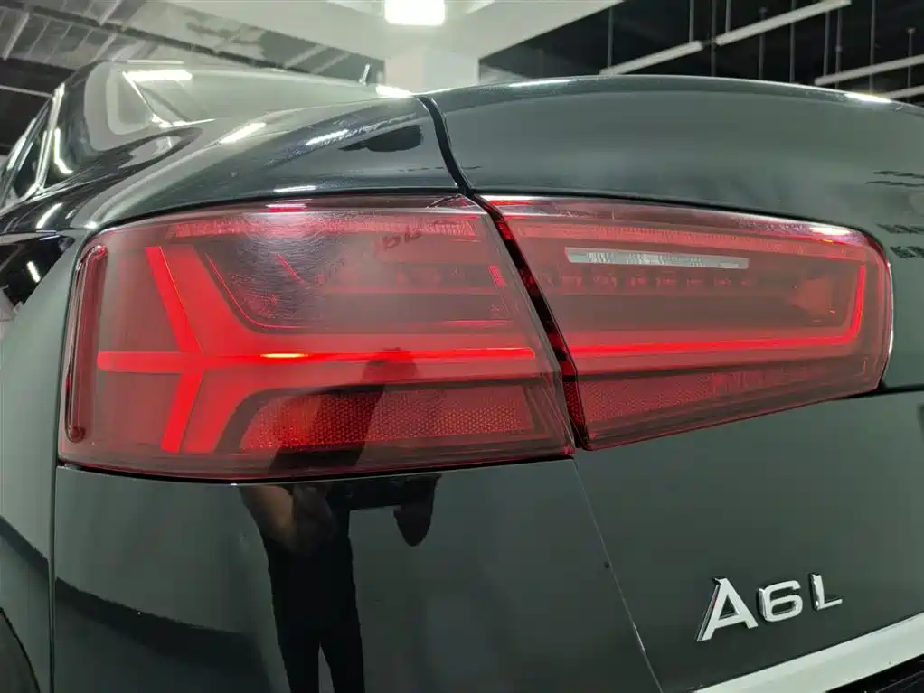 Audi A6L 2019 — фото 14
