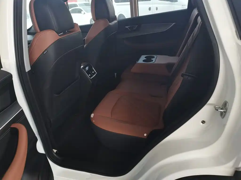 Chery Tiggo 8 PLUS 2021 — фото 17