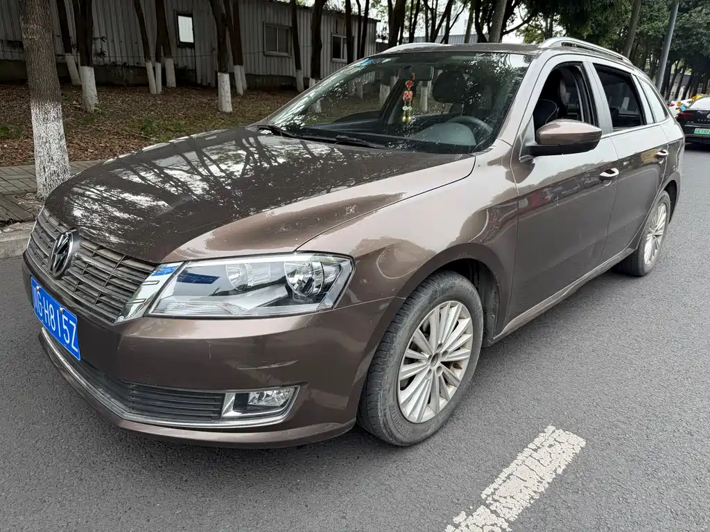 Volkswagen Gran Lavida 2015