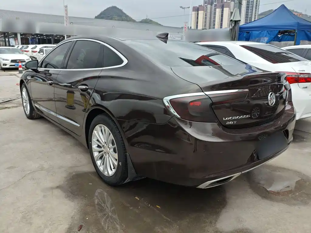 Buick LaCrosse 2019 — фото 23