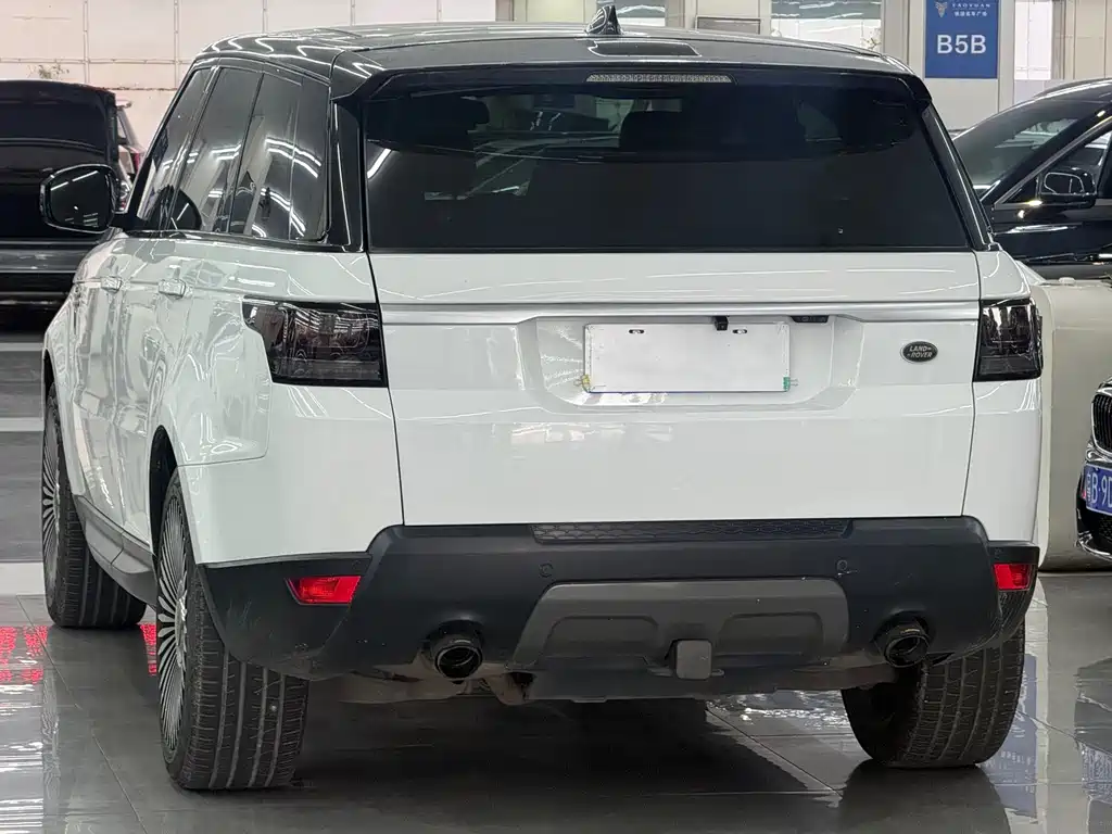 Land Rover Sport 2018 — фото 13