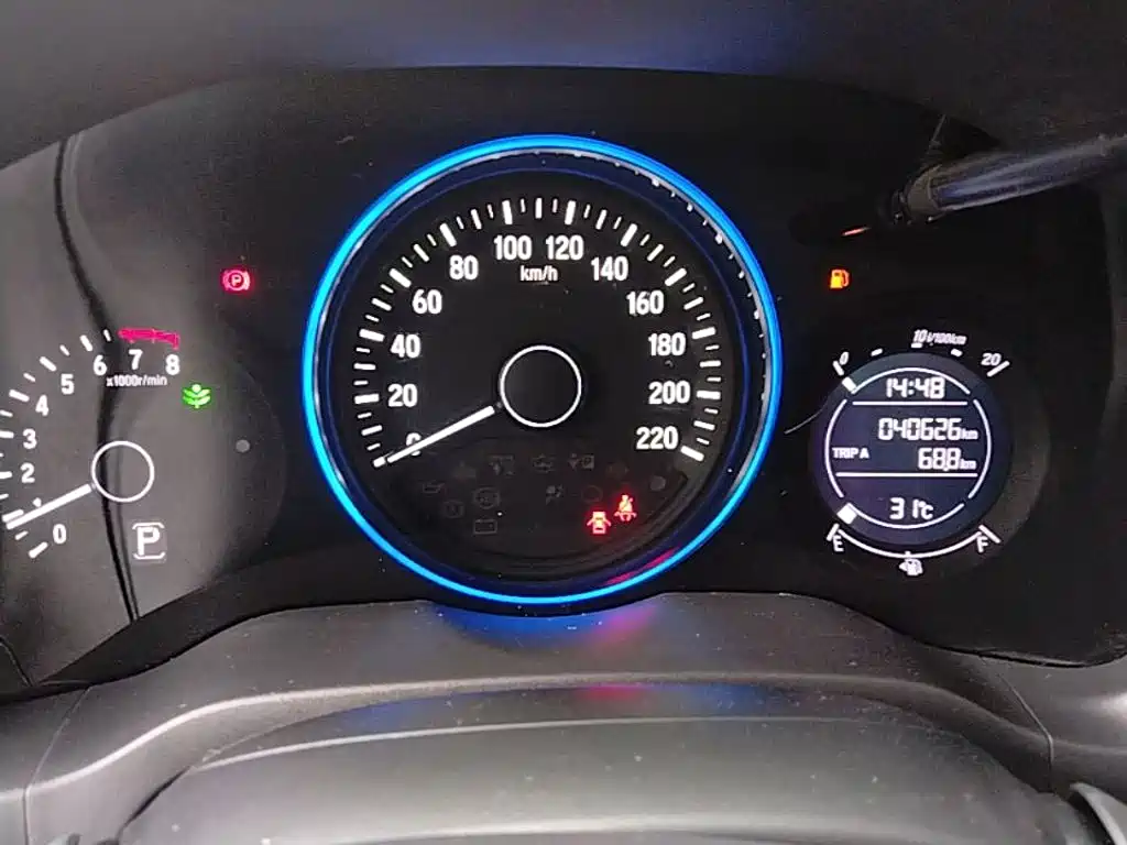 Honda Vezel 2020 — фото 12