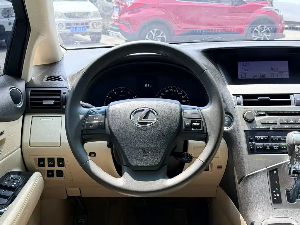 Lexus RX Classic 2012 — фото 10