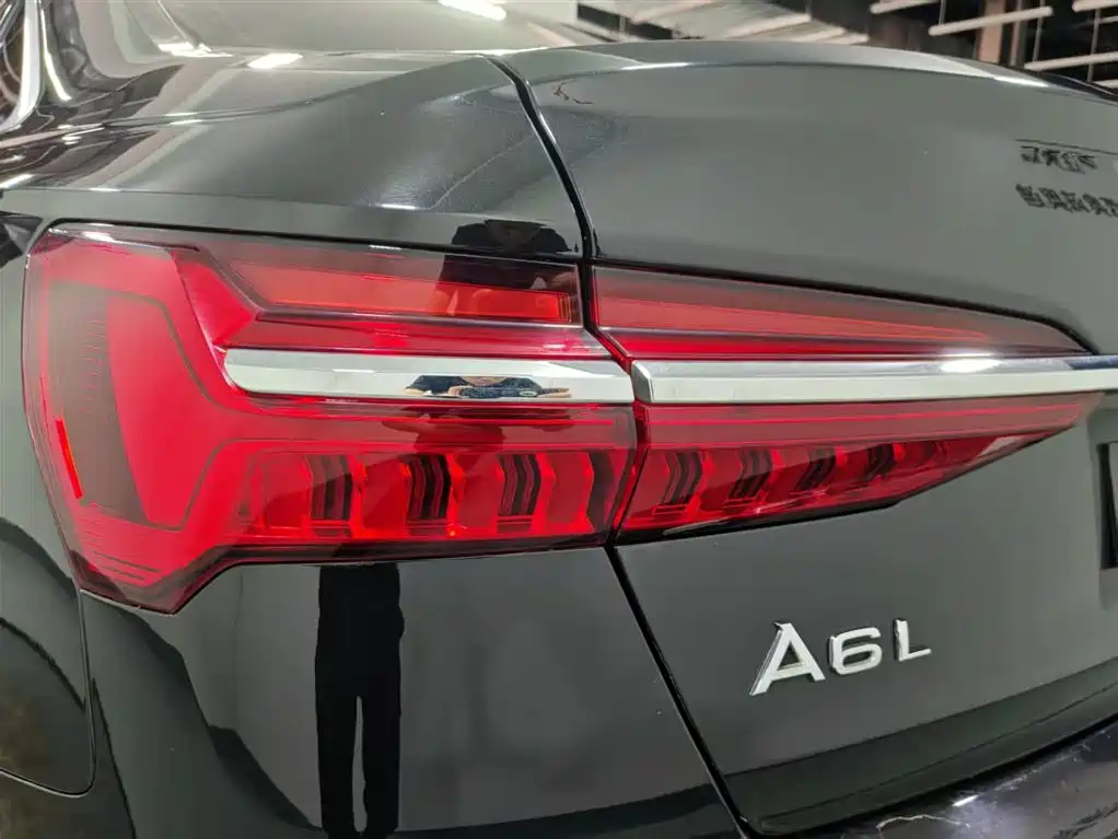 Audi A6L 2022 — фото 14