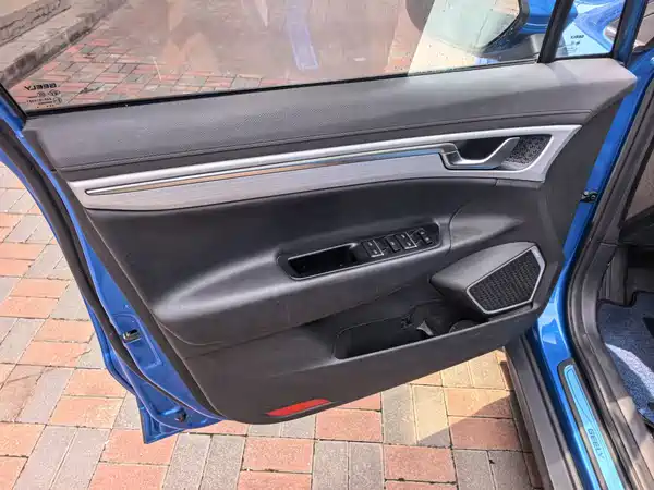 Geely Emgrand Gse 2018