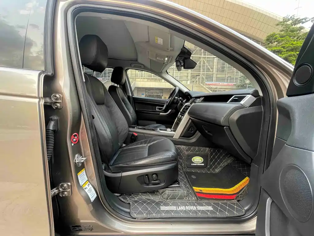 Land Rover Discovery Sport 2015 — фото 11