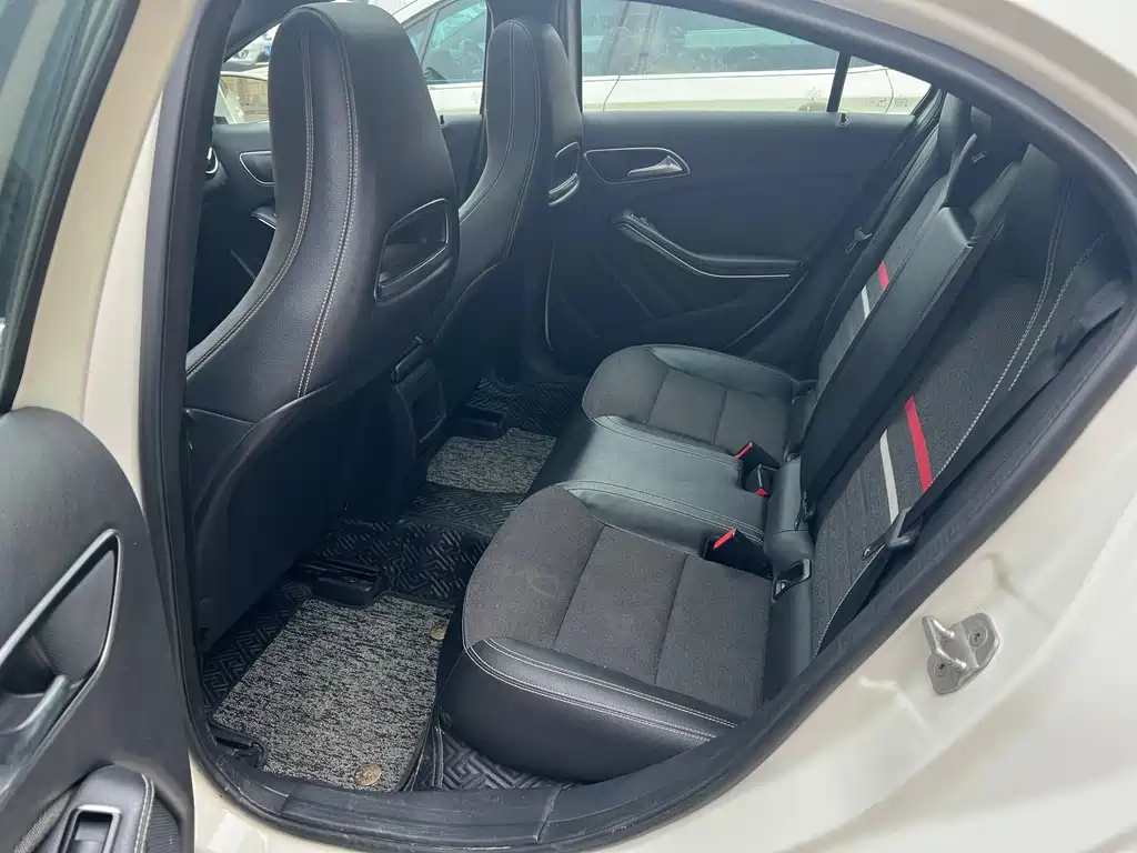 Mercedes-Benz A-Class 2013