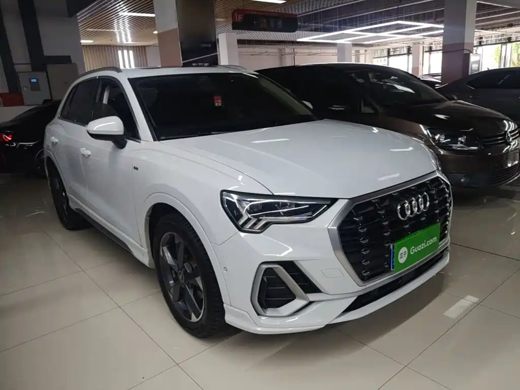 Audi Q3 2021