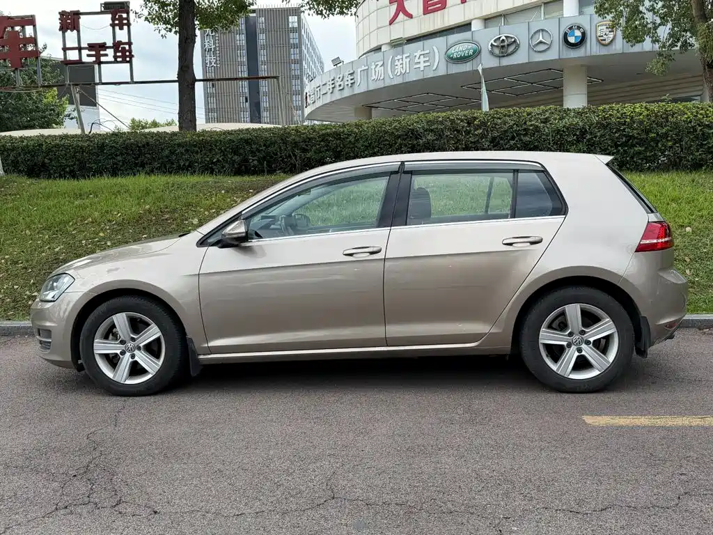 Volkswagen Golf 2016