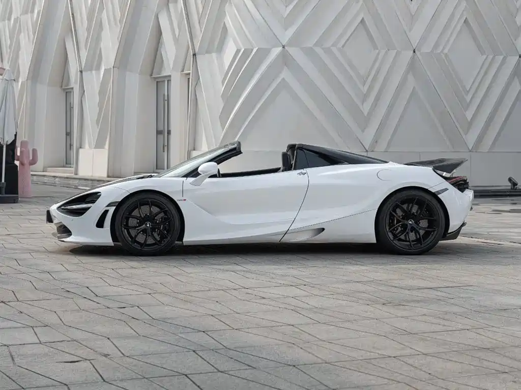 McLaren 720S 2019 — фото 7