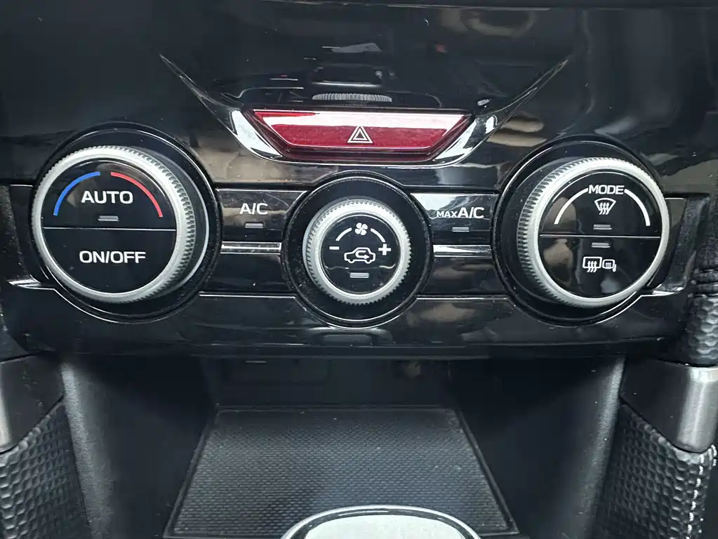 Subaru Forester 2022 — фото 16