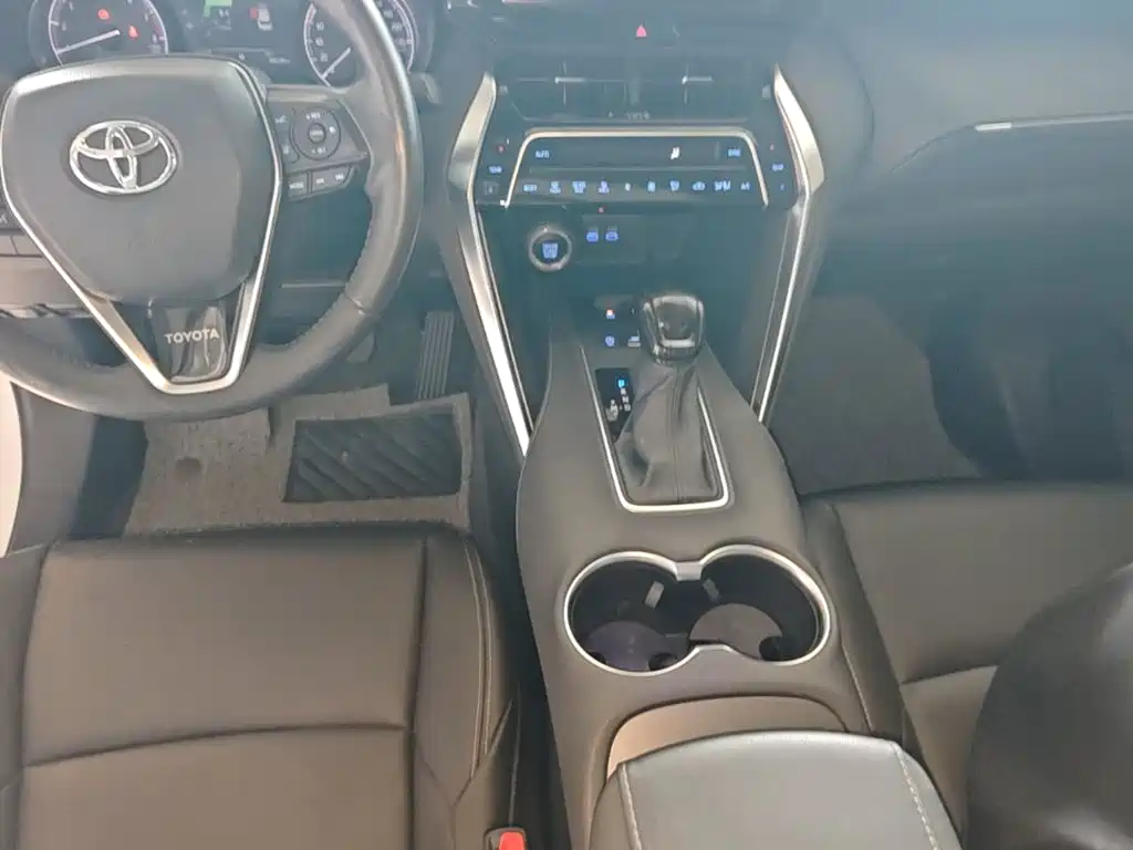 Toyota Harrier 2023 — фото 14