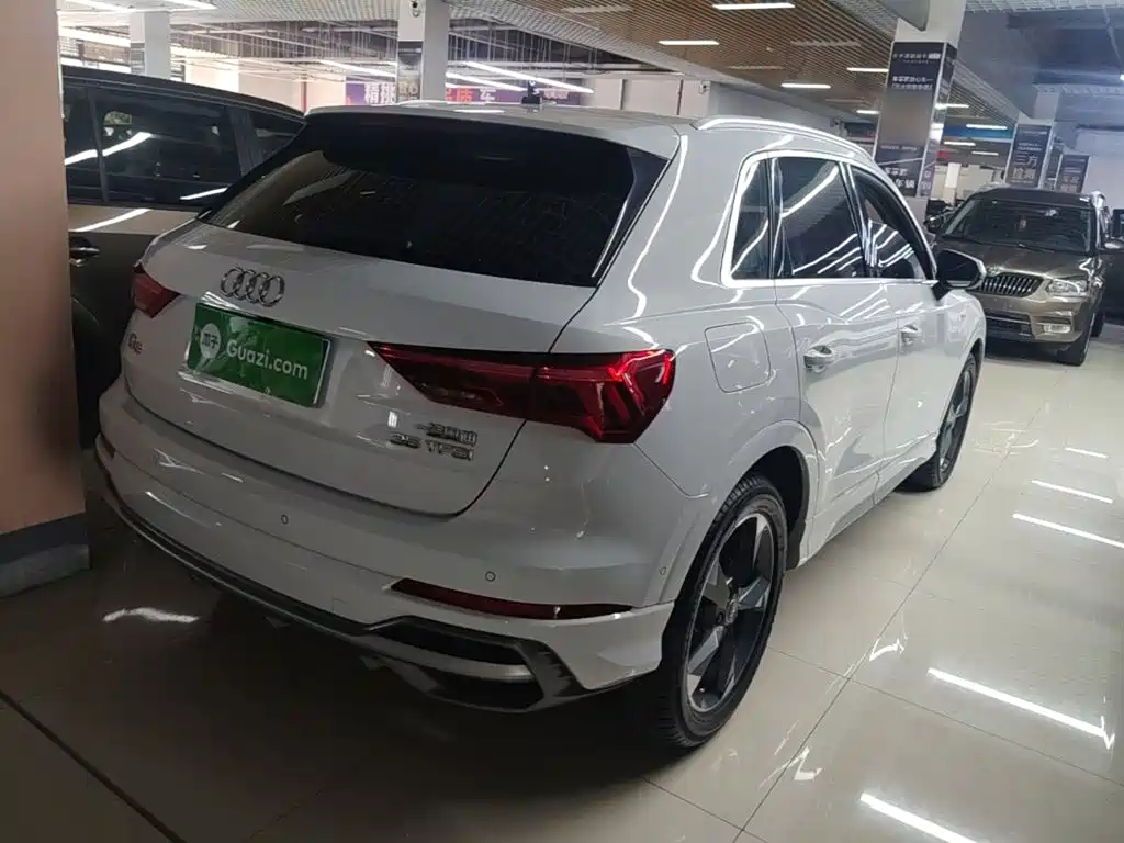 Audi Q3 2021