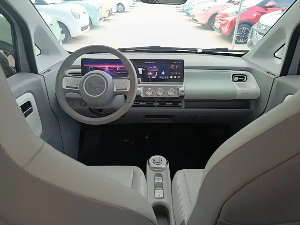 Wuling Air ev Clear Sky 2023 — фото 10