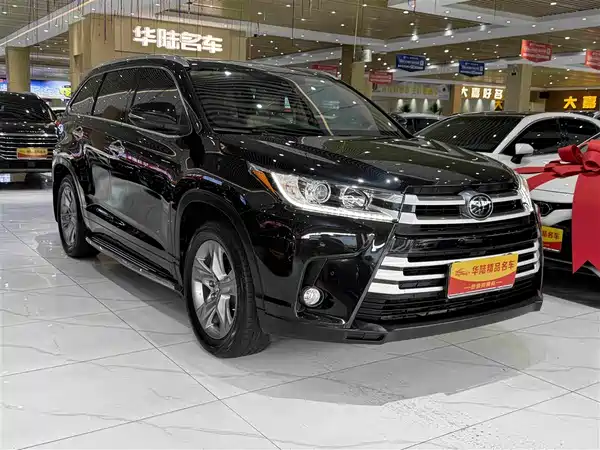 Toyota Highlander 2019