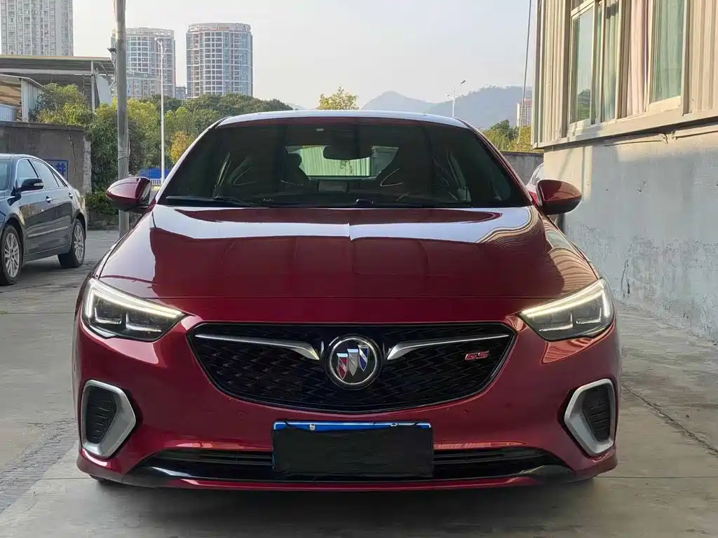 Buick Regal 2019 — фото 2